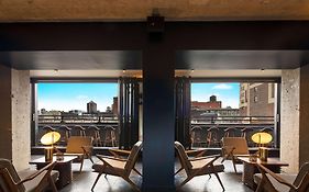 Hotel Henri  4*